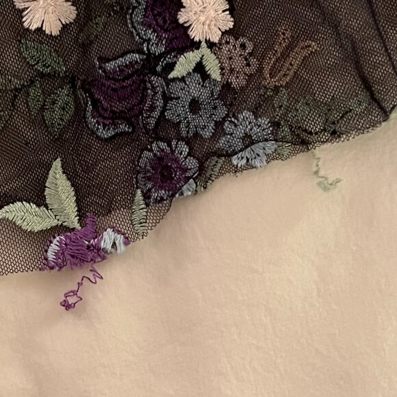 Black mesh with flowers Kimchi Blue tee - Picture 4 of 6